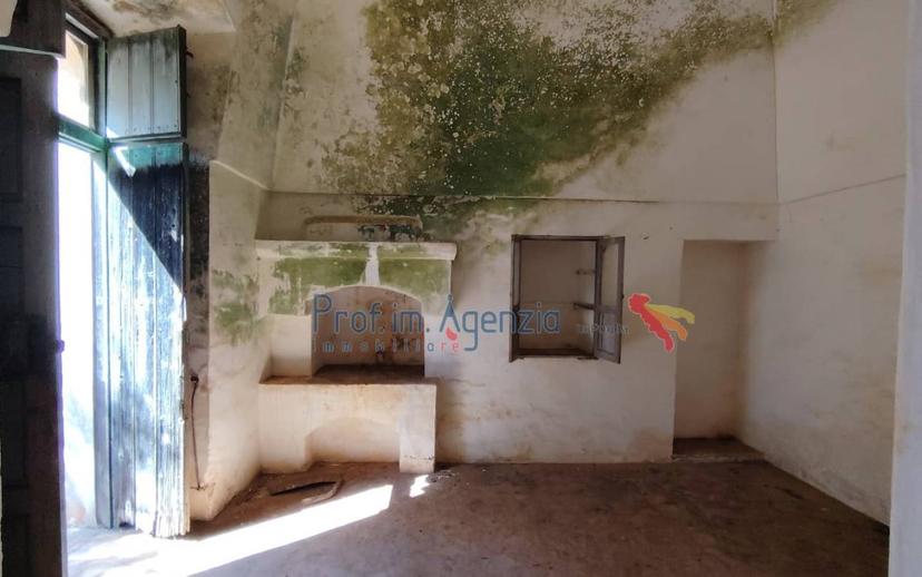 Casale, da ristrutturare, 12744 m², Ceglie Messapica — foto 4 di 17