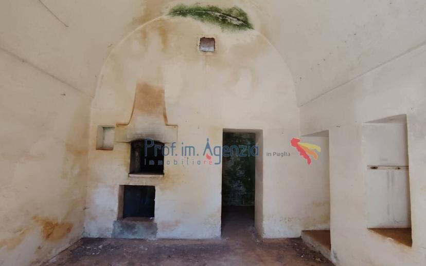 Casale, da ristrutturare, 12744 m², Ceglie Messapica — foto 13 di 17