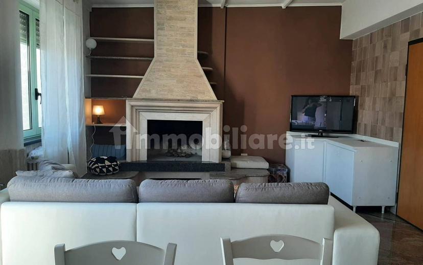 Bilocale via La Spezia 7, Gravina in Puglia — foto 3 di 5
