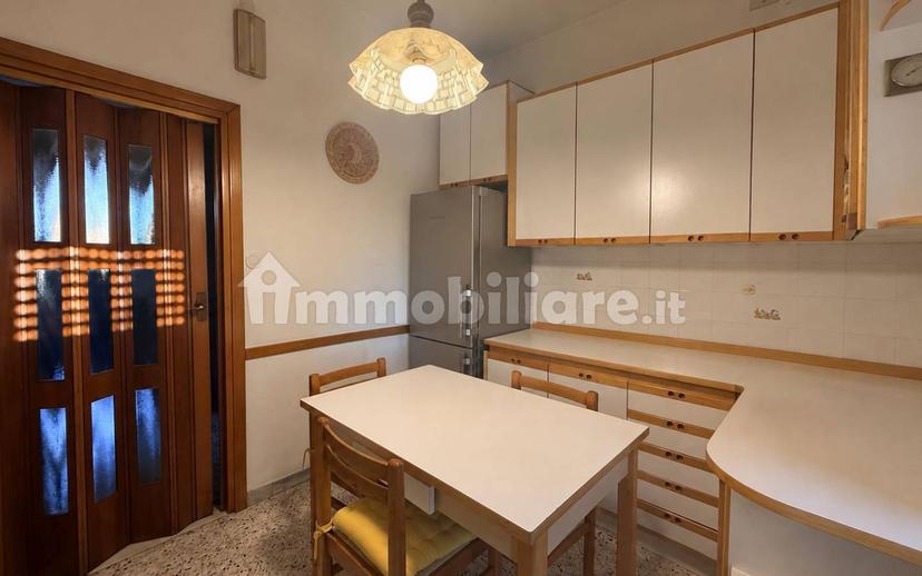 Trilocale via Alessandro Poerio 22, Ponte Crencano, Verona — foto 9 di 18