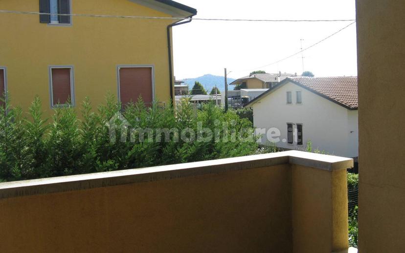 Trilocale buono stato, primo piano, Brembate di Sopra — foto 28 di 35