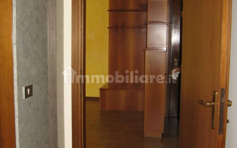 Trilocale buono stato, primo piano, Brembate di Sopra — foto 8 di 35