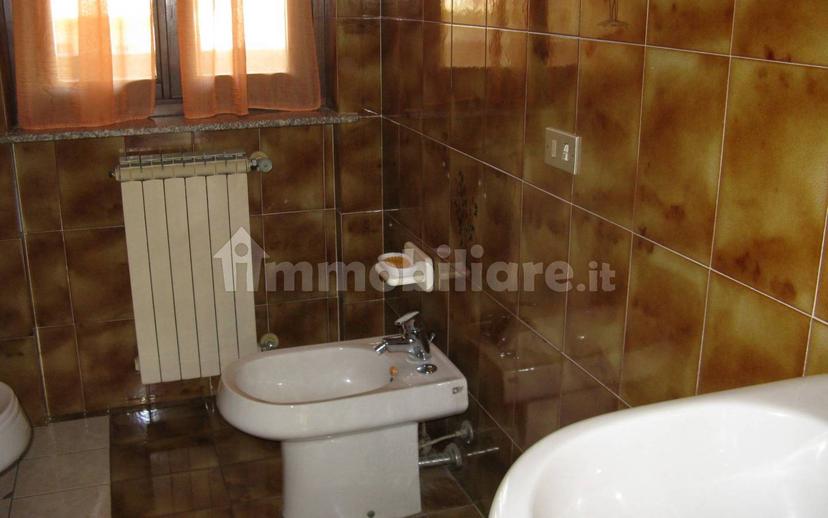 Trilocale buono stato, primo piano, Brembate di Sopra — foto 17 di 35