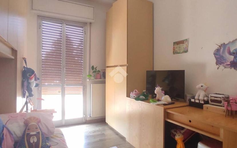 Quadrilocale via v.veneto 90, Centro, Lonate Pozzolo — foto 3 di 18
