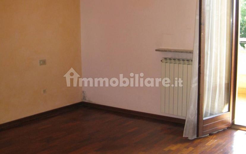 Trilocale buono stato, primo piano, Brembate di Sopra — foto 15 di 35