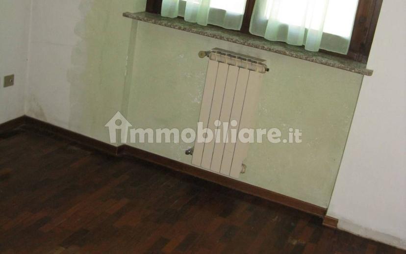 Trilocale buono stato, primo piano, Brembate di Sopra — foto 3 di 35