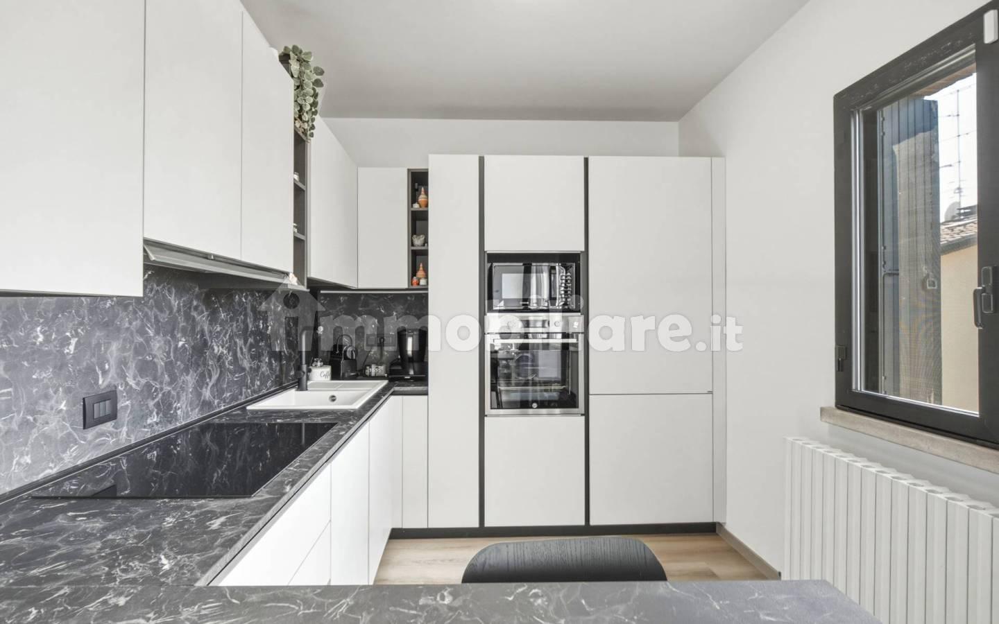 Trilocale viale Giacomo Matteotti 12/B5, Centro, Rubiera