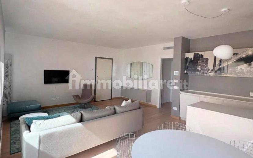 Attico via Giovanni Battista Vighenzi, Centro, Padenghe sul Garda — foto 7 di 18