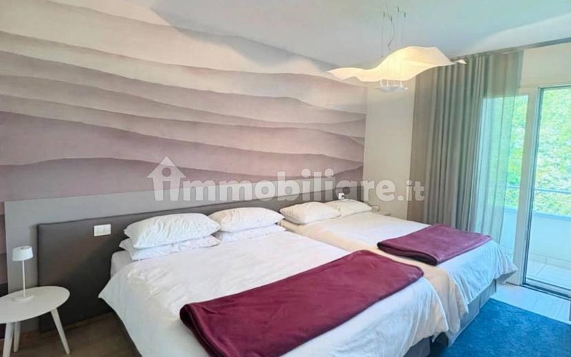 Attico via Giovanni Battista Vighenzi, Centro, Padenghe sul Garda — foto 11 di 18
