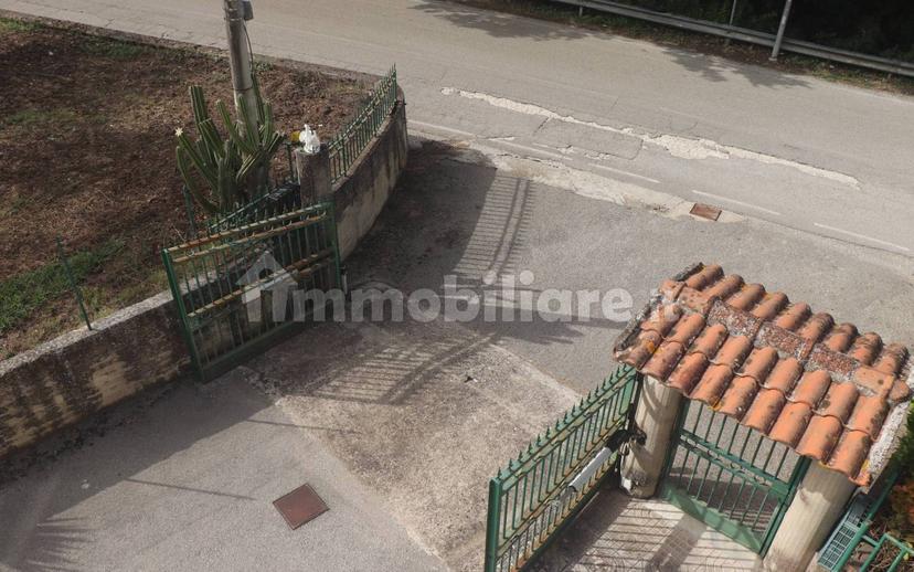 Terratetto plurifamiliare 270 m², buono stato, Melizzano — foto 19 di 30
