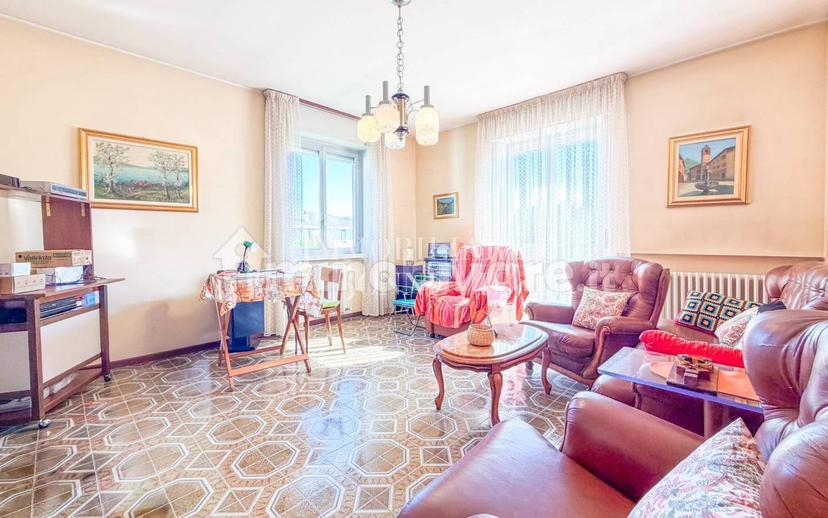 Bilocale via Edmondo De Amicis, Centro, Vedano Olona — foto 4 di 21