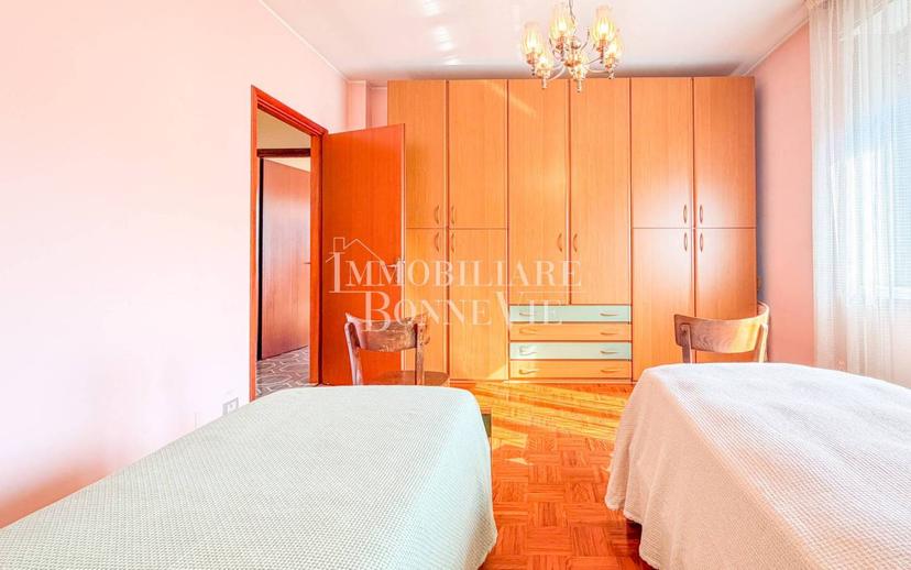 Bilocale via Edmondo De Amicis, Centro, Vedano Olona — foto 21 di 21