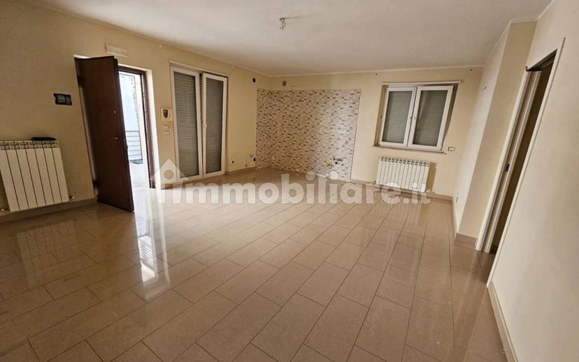 Trilocale viale Castellana, San Severo — foto 8 di 9