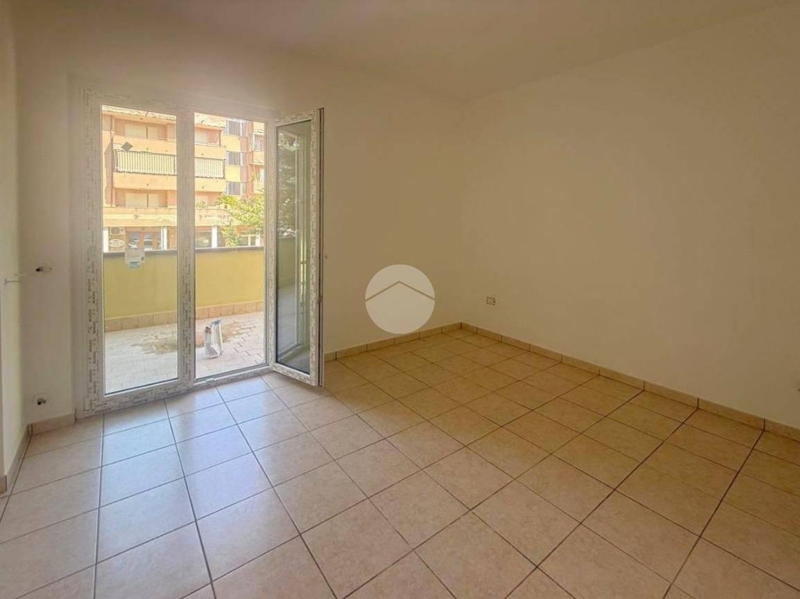 Bilocale viale dei Bersaglieri 20, Parco degli Aranci, Caserta