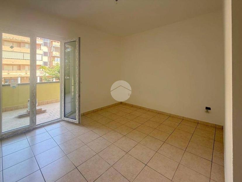 Bilocale viale dei Bersaglieri 20, Parco degli Aranci, Caserta — foto 2 di 13