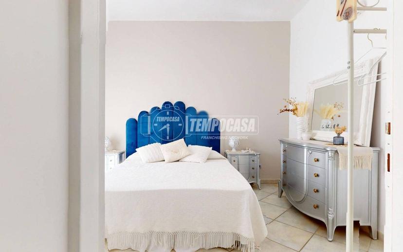 Trilocale ottimo stato, secondo piano, Centro, Monopoli — foto 5 di 30