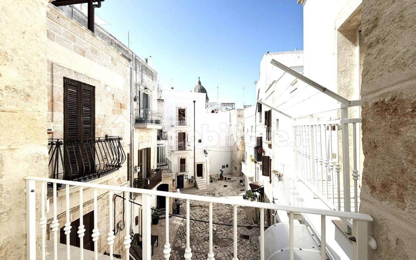 Trilocale ottimo stato, secondo piano, Centro, Monopoli — foto 9 di 30