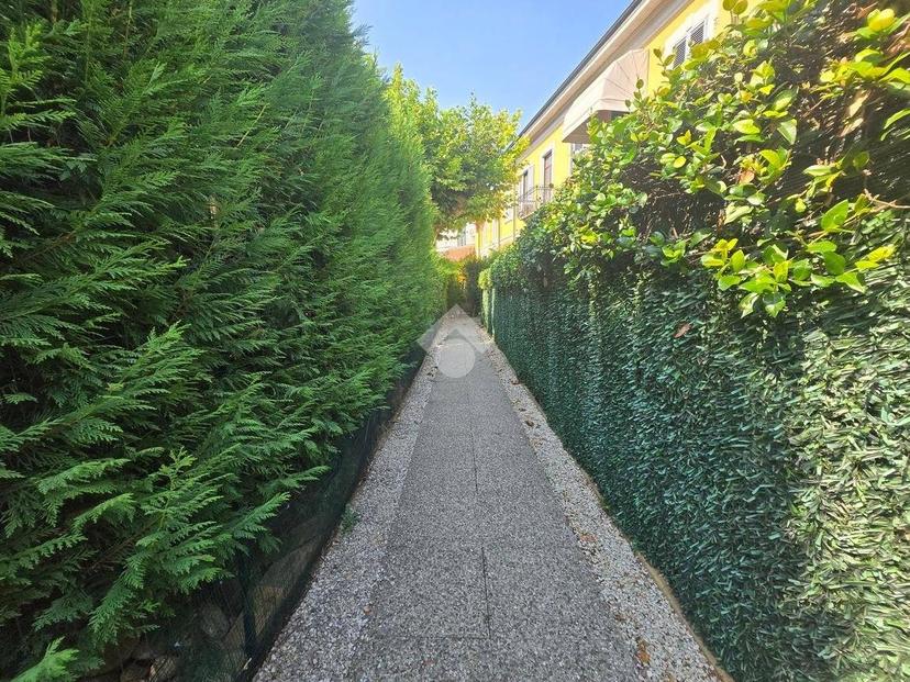 Attico via Edmondo De Amicis 2a, Centro, Besana in Brianza — foto 7 di 35