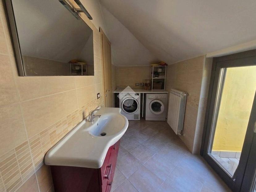 Attico via Edmondo De Amicis 2a, Centro, Besana in Brianza — foto 20 di 35