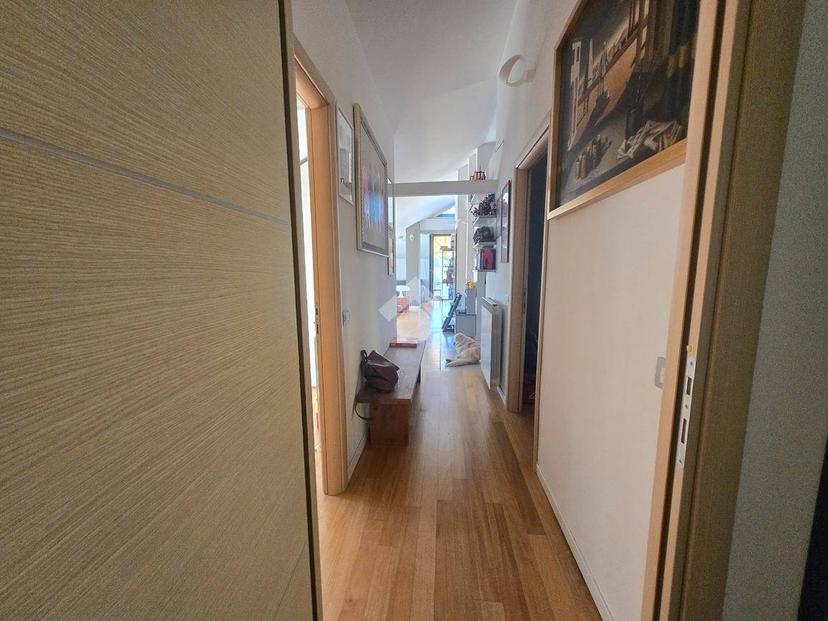 Attico via Edmondo De Amicis 2a, Centro, Besana in Brianza — foto 5 di 35