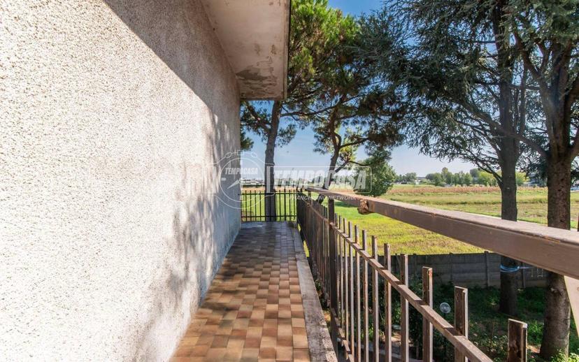 Quadrilocale via Caduti Della Liberazione 52, Uboldo — foto 19 di 21