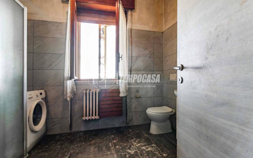 Quadrilocale via Caduti Della Liberazione 52, Uboldo — foto 14 di 21