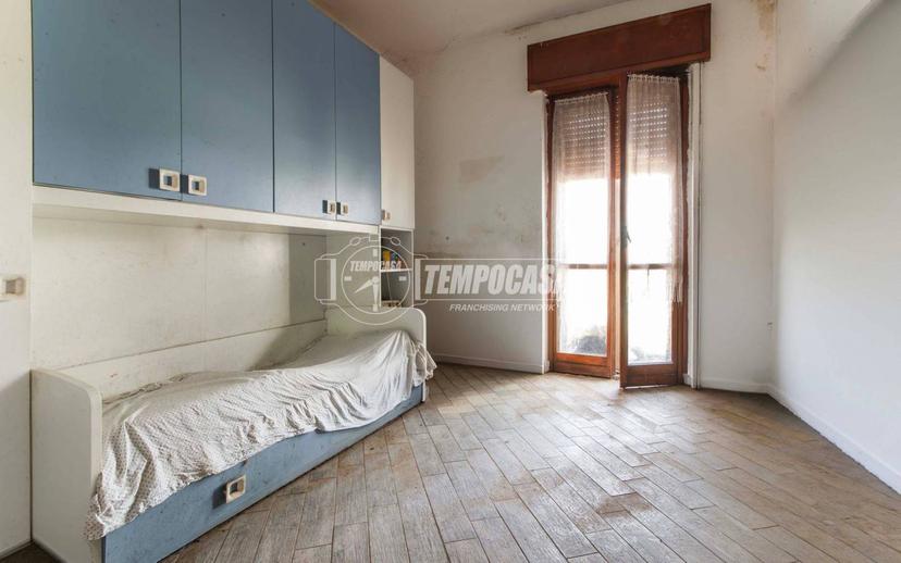 Quadrilocale via Caduti Della Liberazione 52, Uboldo — foto 10 di 21