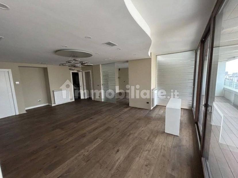 Trilocale viale Giacomo Mancini, Mancini, Cosenza — foto 11 di 16