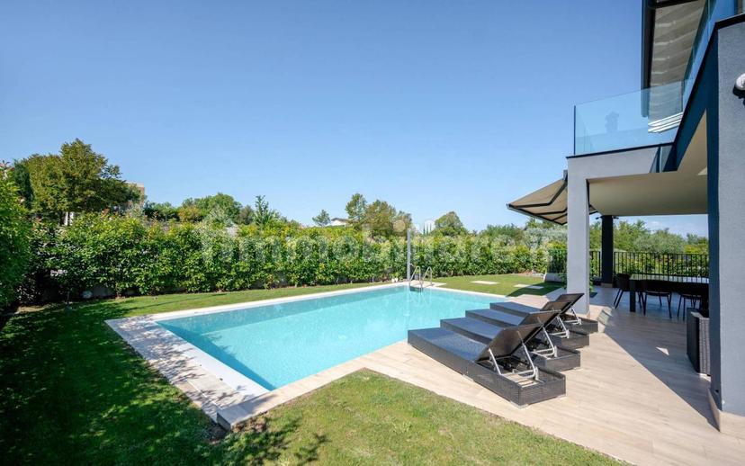 Villa unifamiliare Strada del Tonol, Centro, Lazise — foto 17 di 29