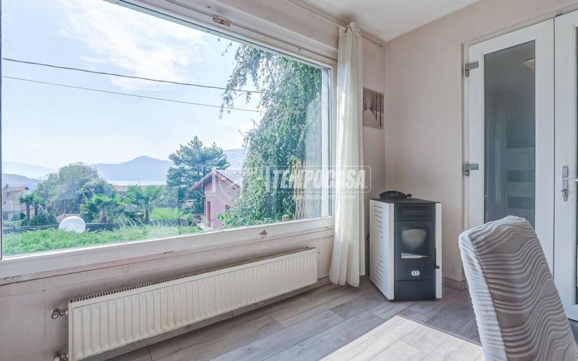 Villa bifamiliare via Cascina Ferrari 25, Centro, Luino — foto 15 di 42