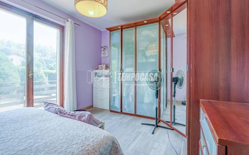 Villa bifamiliare via Cascina Ferrari 25, Centro, Luino — foto 13 di 42