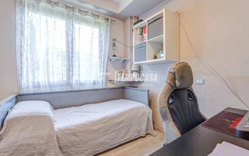 Villa bifamiliare via Cascina Ferrari 25, Centro, Luino — foto 16 di 42