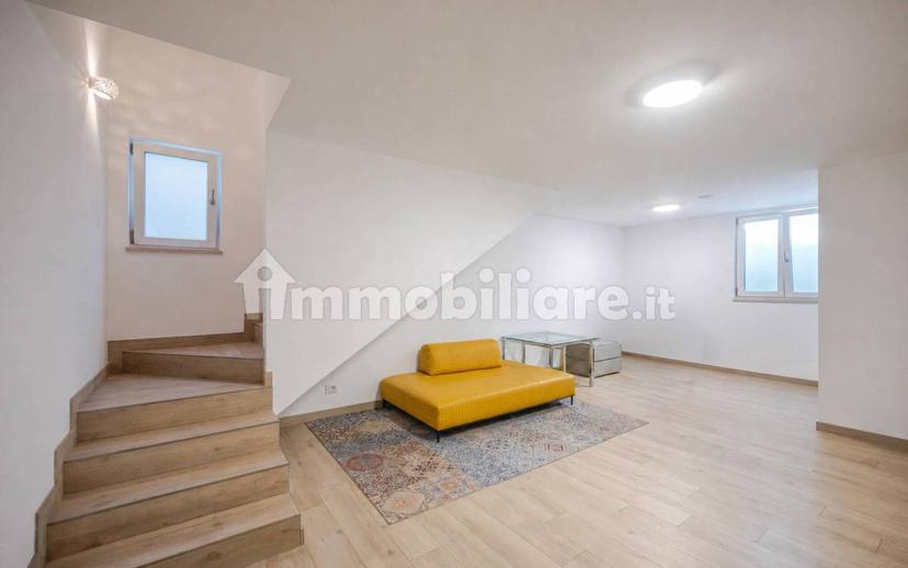 Villa unifamiliare Strada del Tonol, Centro, Lazise — foto 8 di 29
