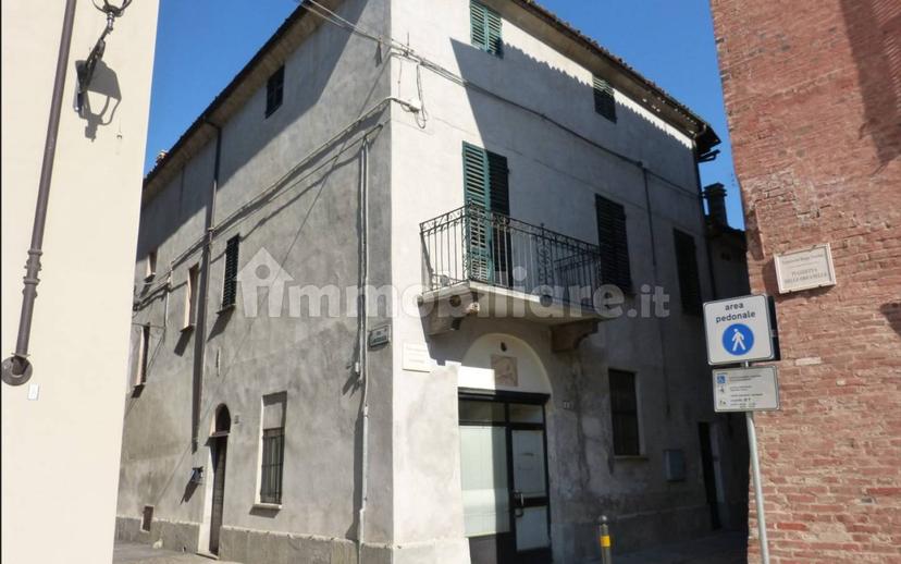 Terratetto unifamiliare via Giuseppe Garibaldi, Centro, Fossano — foto 4 di 43