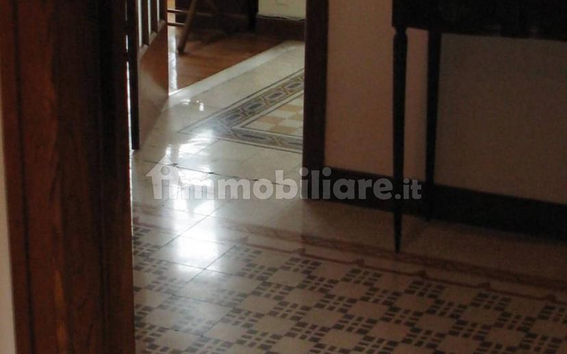 Quadrilocale via Giuseppe Mazzini, Centro Storico, Rapallo — foto 8 di 12