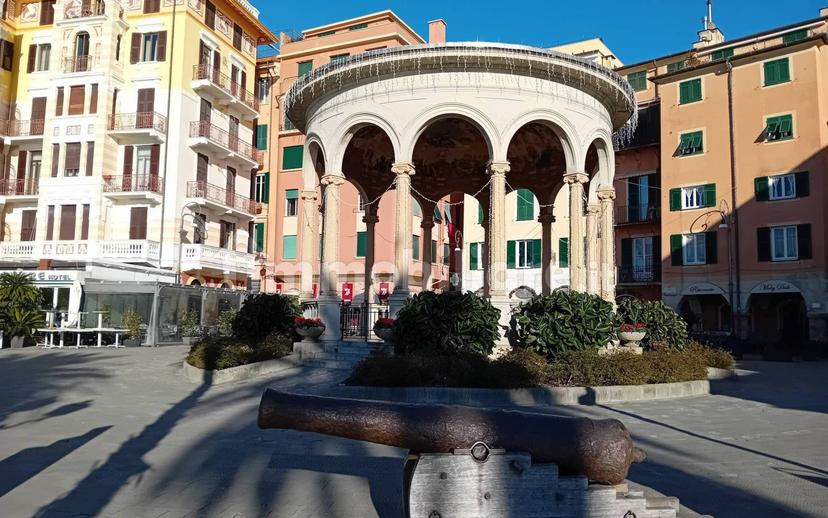 Quadrilocale via Giuseppe Mazzini, Centro Storico, Rapallo — foto 10 di 12