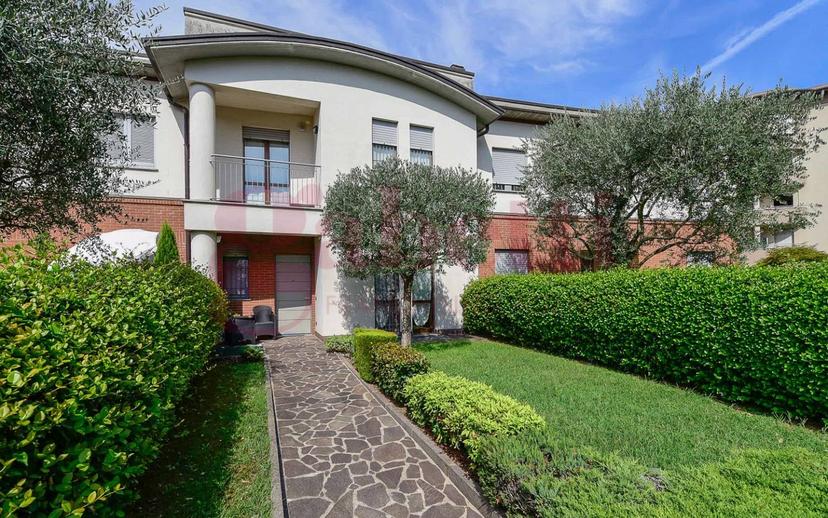 Villa a schiera via Sant'Agata 4, Centro, Mariano Comense — foto 28 di 33