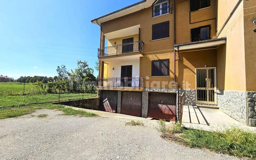 Quadrilocale via 25 Aprile 12, Centro, Bene Vagienna — foto 22 di 27