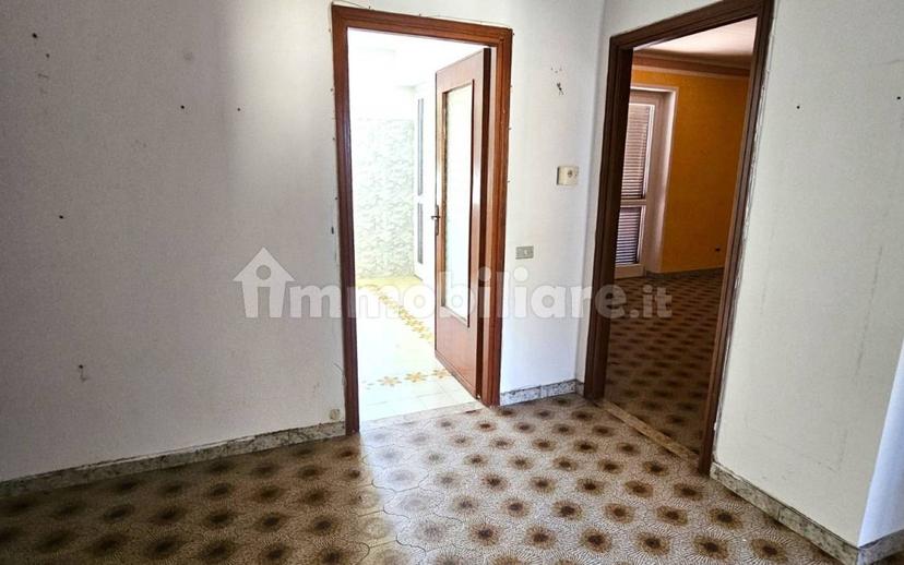 Quadrilocale via 25 Aprile 12, Centro, Bene Vagienna — foto 11 di 27