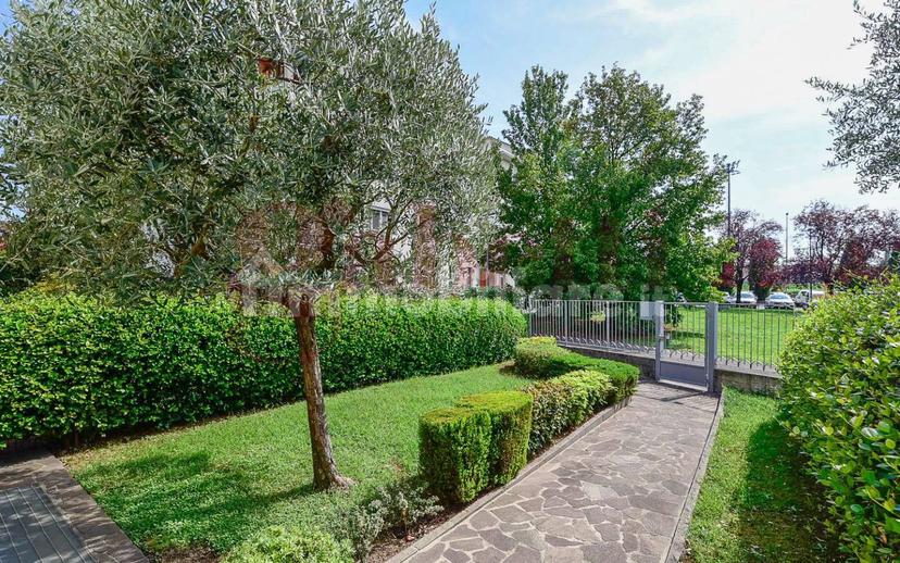 Villa a schiera via Sant'Agata 4, Centro, Mariano Comense — foto 14 di 33