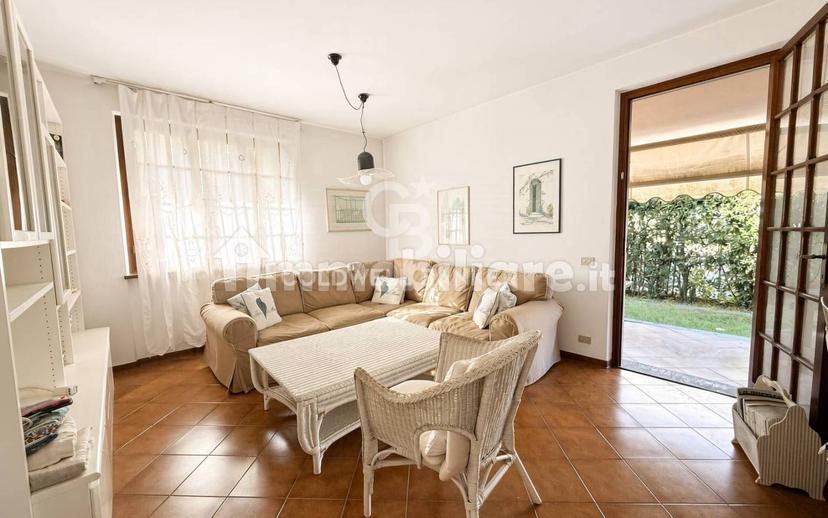 Villa unifamiliare via Duca D'Aosta, Centro, Forte dei Marmi — foto 11 di 30