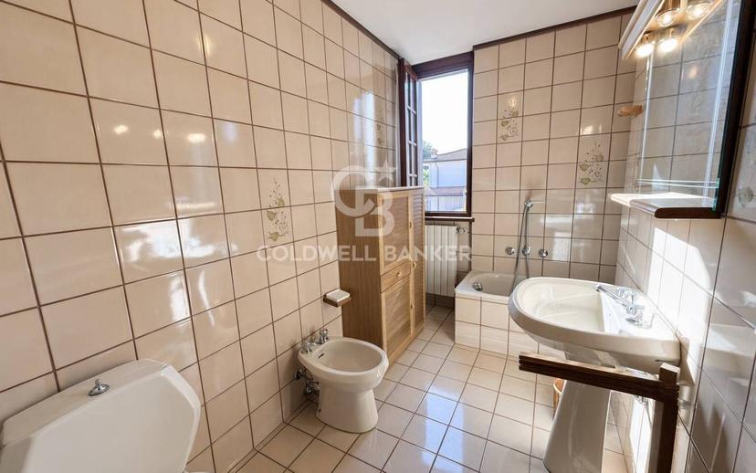 Villa unifamiliare via Duca D'Aosta, Centro, Forte dei Marmi — foto 18 di 30