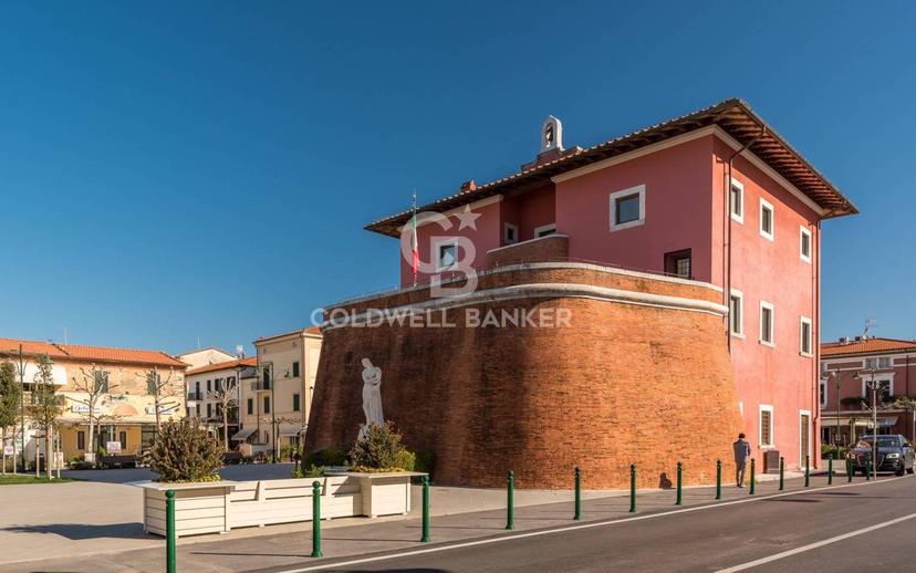 Villa unifamiliare via Duca D'Aosta, Centro, Forte dei Marmi — foto 23 di 30