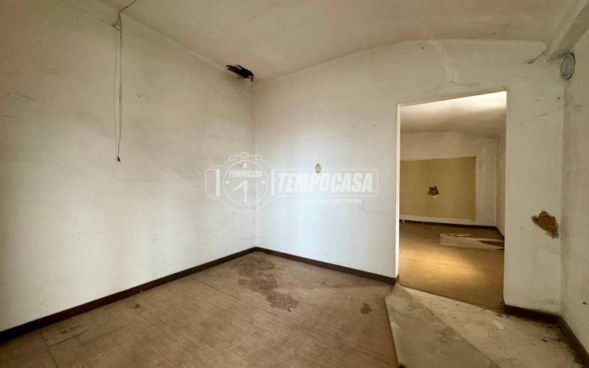 Appartamento via Giuseppe Garibaldi 19, Paderno Franciacorta — foto 43 di 56
