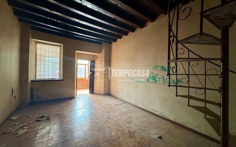 Appartamento via Giuseppe Garibaldi 19, Paderno Franciacorta — foto 10 di 56