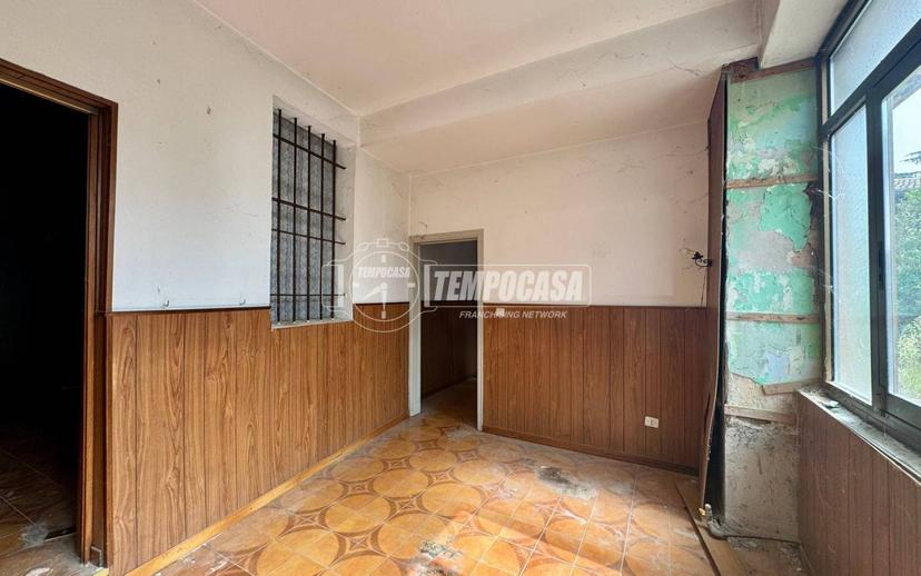 Appartamento via Giuseppe Garibaldi 19, Paderno Franciacorta — foto 24 di 56