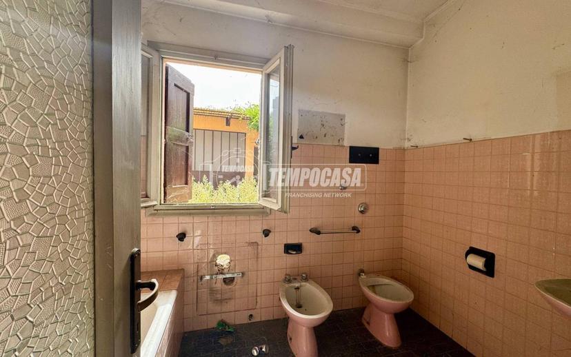 Appartamento via Giuseppe Garibaldi 19, Paderno Franciacorta — foto 37 di 56