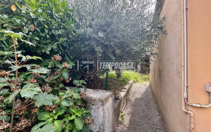 Appartamento via Giuseppe Garibaldi 19, Paderno Franciacorta — foto 22 di 56