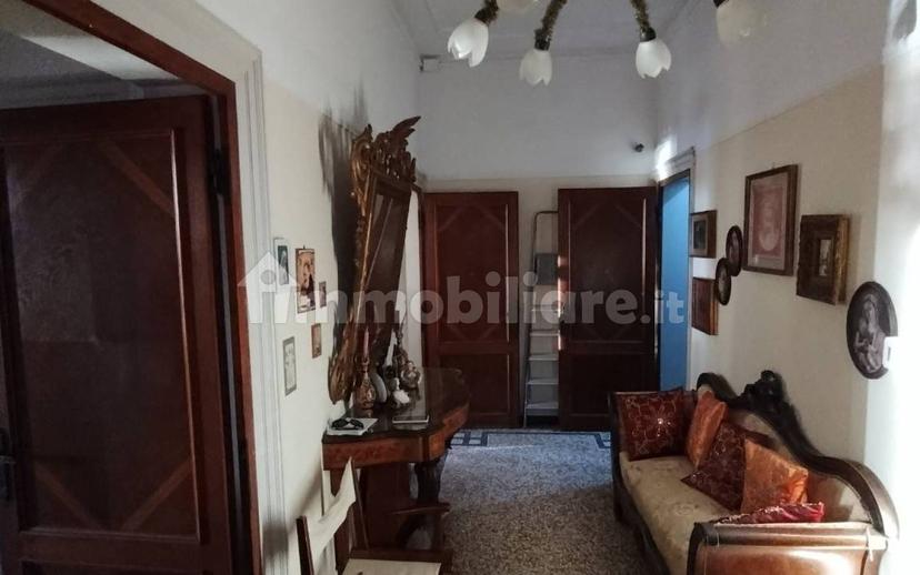 Quadrilocale Calle Stretta Bersaglio 573, Centro Storico, Chioggia — foto 4 di 8
