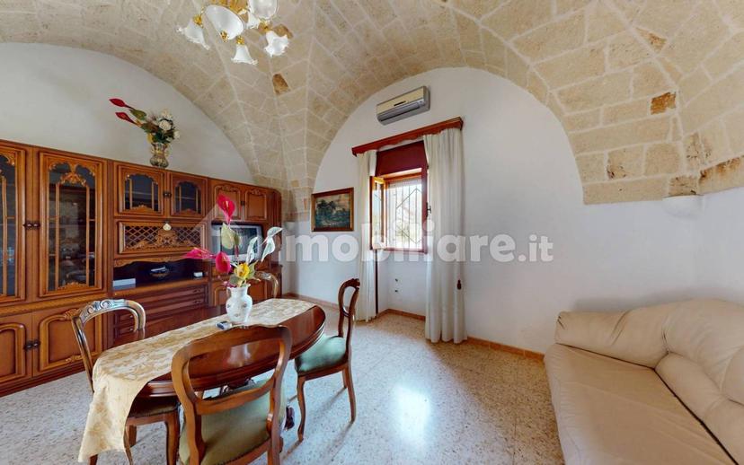 Villa unifamiliare Sp95, Carovigno